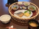 朝食
