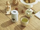 お茶は、北海道といえば熊の置物のロゴがかわいい【お茶の土倉】の、その名も『土熊』をご用意。