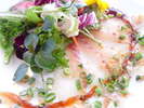 山水楼　龍淵　春ﾌﾟﾗﾝ　春鯛の薄造りと地元新鮮野菜サラダ仕立て