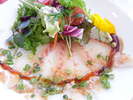 １００周年　山水楼　春鯛の薄造りと北杜市産新鮮野菜仕立て