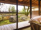 【晒女-sarashime-】部屋からの庭園の眺め
