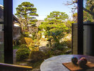 【紅葉-momiji-】部屋からの庭園の眺め