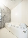 �y�W���j�A�X�C�[�g�z�o�X���[��