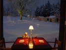 ����̐�i�F�Ɖ����ȓ���̕�܂�ă��}���e�b�N�Ƀf�B�i�[��