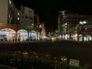 GR:夜のいづろ通り