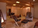 【フローリングリビング付き客室】清流を眺めるゆとりある客室。