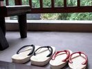 【和室10畳+3畳】お部屋のテラスからは四季折々に美しい景観を望めます。