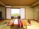 【本館2階】眺めのいい半露天付和室「霧島」