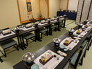 【食事会場】小グループ向けの食事会場。