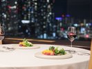 21階洋食レストラン「ブライトコースト」の店内のイメージです。