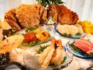 【料理】新鮮な海鮮をふんだんに使用したお造り。