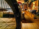 静寂に包まれる庭園