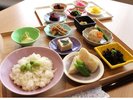 【朝食ビュッフェ】おばんざいをメインとした約70種類の和洋ビュッフェ(イメージ)