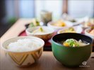 朝食ビュッフェ