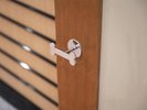 レストランにもフックを設置
