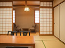 【和室】段差が少なく、小さなお子様連れの方も過ごしやすいお部屋です。
