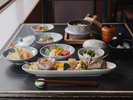 【ご夕食:宝来会席】「現代の名工」が生む、卓越した和の味わいをお召し上がりください。