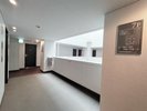 客室階の廊下は吹き抜け状です。