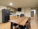 【デラックスルーム】リビング感覚でくつろげる広々空間