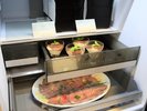 お食事は事前にお部屋の冷蔵庫へご用意。お客様のペースでゆったりとお召し上がりいただけます。(一例)