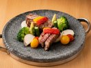 鳥取和牛オレイン55の上質な旨みと、やわらかな口当たりを楽しむ一皿。(一例)