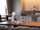 SALON CLASS LOUNGE