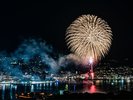 【夜景】花火大会がある日のエントランスは人気スポットです。