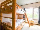 寝室A(1F) 2段ベッドは2台4床あります。