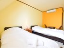 寝室C(2F) 2ベッドのお部屋です。