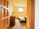 寝室C(2F) 入口右手にユニットバス+トイレがあります。