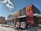 マクドナルド 徒歩2分