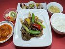 国産牛肩ロースの黒胡椒炒めお得な『選べる夕食プラン』 イメージ