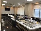 明るい朝食ラウンジで1日をスタート♪