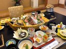 5種の舟盛りプラン:季節の御献立に舟盛り付!お2人で1つ豪快盛り