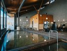 「長寿の湯」「子授けの湯」「安産の湯」として親しまれている『さがら子生れ温泉会館』