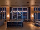 【ムーンライト北海道バル&バー】<26F>地上100mからの美しい夜景とともにお食事をご堪能ください