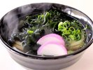 わかめうどん(夕食メニュー 一例)