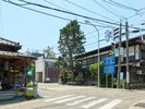新潟市西蒲区の岩室温泉街。日帰り温泉施設もございます。