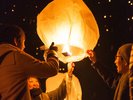 つなん雪まつりは豪雪地津南町冬のイベント。国内最大規模のスノーチューブやランタンの打上げが幻想的。
