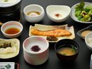 朝食