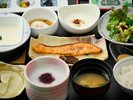 朝食