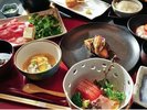 地元を愛し、伝統を磨き、創造を盛り付ける。板屋の“新しい会席”