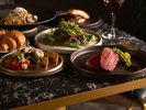 ��Dinner�b���C���ƋC�y�Ɋy���ށAa la carte