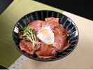 ローストビーフ丼