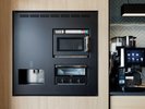 共用スペース:自由にお召し上がりいただけるフリーカフェ、電子レンジ、製氷機を備えております。