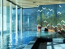◆展望露天風呂「阿多美」|外の空気も感じられる全面ガラス張りのモダンで洗練されたデザイン