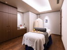 ◆Izusan Spa AIOI|ペアジャーニーでは、お二人同時にスパをお楽しみいただけます。※其々個室をご用意