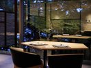 ◆ダイニング 六つ喜|17:00入店に限り、窓際席(2名様限定)のリクエストをご予約時に承ります。