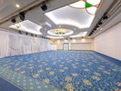 大小あわせて5つの会場がございます。パーティーや会議、セミナーなど用途にあわせご提案いたします。