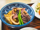 夕食メニューの一例